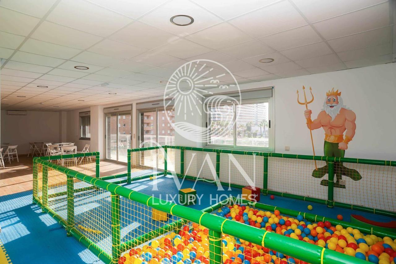 Casa Zerua Ivan Luxury Homes 5ªpta Sur 1ªlinea オロペサ・デル・マール エクステリア 写真